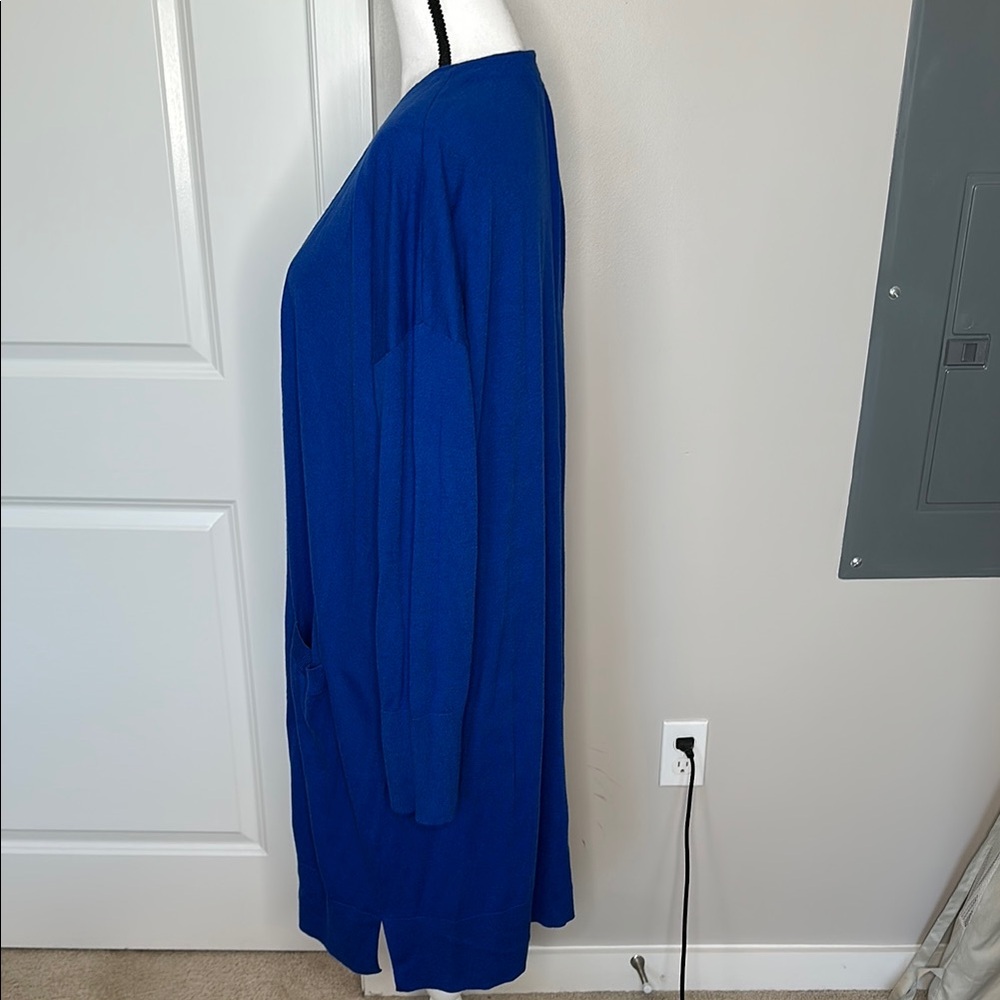 Halogen Blue Cardigan Sweater with Relaxed Fit and Textured Knit - Picture 4 of 7